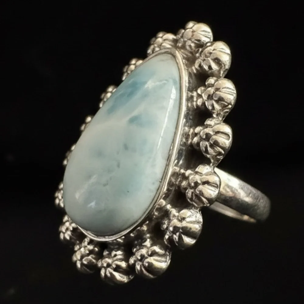 Elegant sterling Silver and genuine Blue larimar Teardrop‎ Ring
